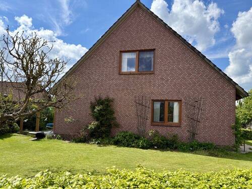Seitenansicht - 4 Zimmer Einfamilienhaus in Jever
