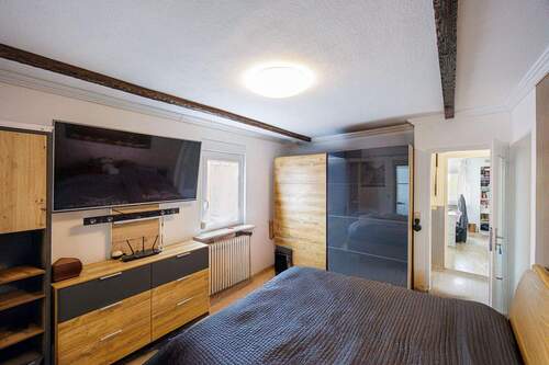 Schlafzimmer - 4 Zimmer Etagenwohnung zum Kaufen in Tamm