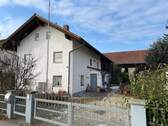 Ansicht von Nordosten - 6 Zimmer Einfamilienhaus zum Kaufen in Osterhofen