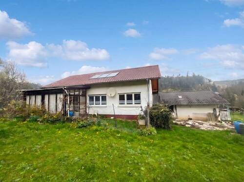 Gartenansicht - v7 - 4 Zimmer Einfamilienhaus in Sulz am Neckar / Fischingen