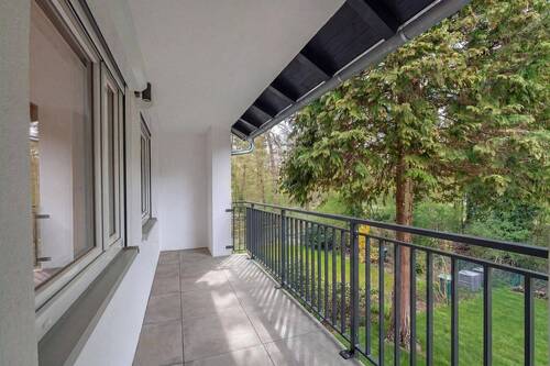 Balkon - 4 Zimmer Etagenwohnung zum Kaufen in Nürnberg