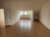 Bild 1 - Leverkusen Manfort Helle, freundliche Dachgeschosswohnung