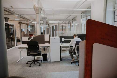 Doppelarbeitsplatz - Büro in Karlsruhe