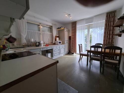 Küche mit Essplatz - 