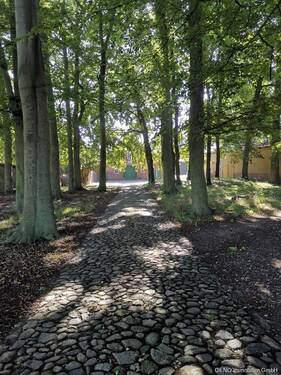 Ansicht Frühling - Reizvoller Resthof zu verkaufen