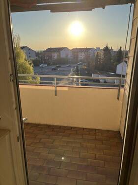 Balkon - 3 Zimmer Etagenwohnung zur Miete in Schwetzingen