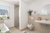 Wanne, Dusche, Wohlgefühl - 
