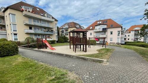 Spielplatz - 2 Zimmer Etagenwohnung zum Kaufen in Dresden