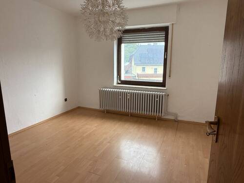 1 OG Schlafzimmer - 