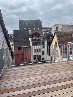 Dachterrasse - Erstbezug: 3 Zimmerdachgeschosswohnung in Konstanzer Stadtmitte