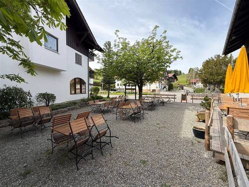 Biergarten - Hotel, Pension, Gasthof in Oberstaufen zum Kaufen