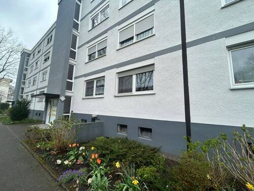 1_Hausansicht.jpeg - Helle und gepflegte 3-Zimmer-Wohnung auf Schäffleweg in Dortmund