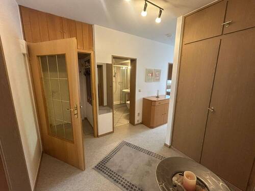 3_Wohnungseingang.jpeg - 3 Zimmer Etagenwohnung in Dortmund