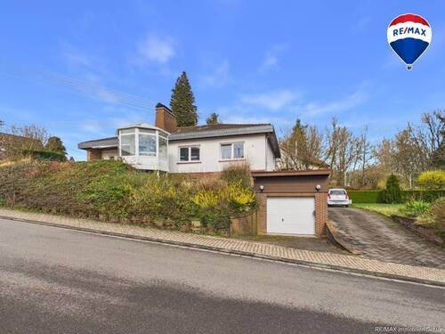 REMAX Immobilien DeLux Haus in Nohfelden / Türkismühle zu verkaufen - 