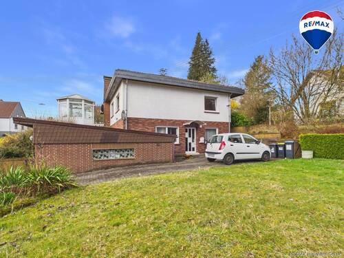 REMAX Immobilien DeLux Haus in Nohfelden / Türkismühle zu verkaufen - 