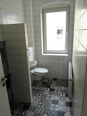 WC - 
