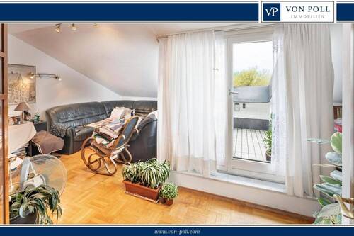 Titelbild - Renovierungsbedürftige Dachgeschosswohnung mit kleiner Terrasse in gefragter Lage von Ismaning