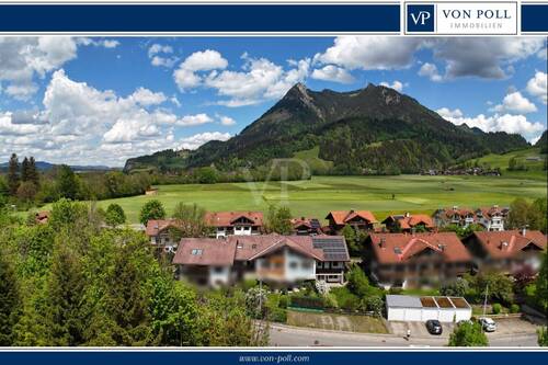 Titelbild - Design trifft Wohnkomfort - Modernisiertes Reihenendhaus mit offenen Wohnwelten