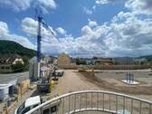 Baustelle mit Kran - 2 Zimmer Etagenwohnung in Grenzach