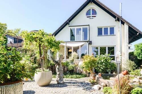 Rückansicht - 8 Zimmer Mehrfamilienhaus, Wohnhaus zum Kaufen in Leverkusen