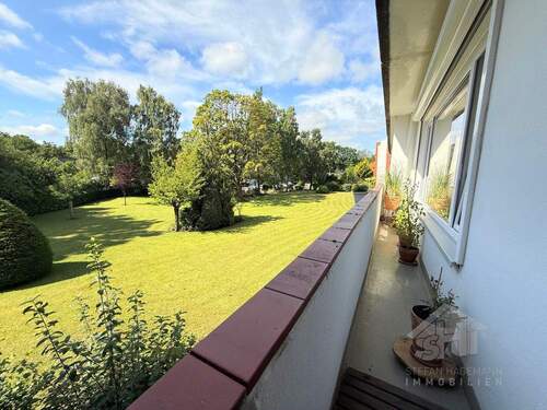 Aussicht von der Loggia - Etagenwohnung mit 73,30 m² in Norderstedt zum Kaufen