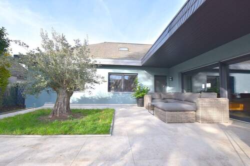 Terrasse - 7 Zimmer Einfamilienhaus zum Kaufen in Otterstadt