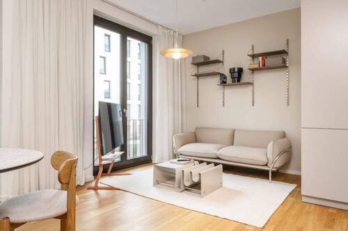 Bild 2 - 2 Zimmer Etagenwohnung zum Kaufen in Berlin