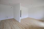 Wohnzimmer/Küche - Etagenwohnung mit 70,80 m&sup2; in Halle (Saale) zur Miete