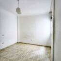 Zweites Zimmer Flur rechts - 