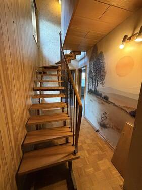 Treppe zum DG - 