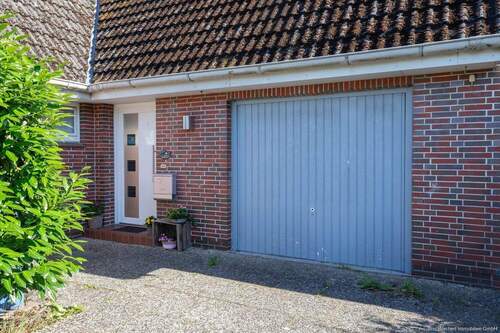 Hauseingang - 6 Zimmer Einfamilienhaus zum Kaufen in Uetersen