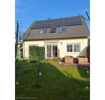 Gepflegtes Einfamilienhaus in Berlin-Biesdorf Nähe U5, 20 Minuten bis Alexanderplatz.