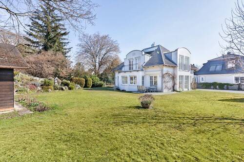 Aussenansicht - 5 Zimmer Einfamilienhaus zum Kaufen in Gräfelfing / Lochham