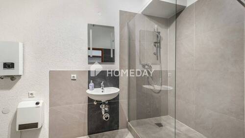 Badezimmer 1 - 4 Zimmer Etagenwohnung zum Kaufen in Heilbronn