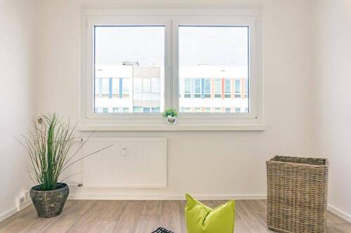 Wohnzimmer Vergleichswohnung - 3 Zimmer Etagenwohnung zur Miete in Chemnitz