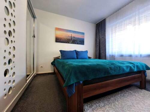 Schlafzimmer - 2 Zimmer Etagenwohnung in Maintal