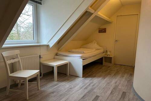 Schlafzimmer III OG - 