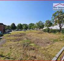 Zentrales Baugrundstück mit Planung für 15 Wohnungen - Kellinghusen