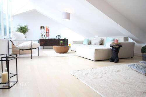 Wohnzimmer - 3 Zimmer Etagenwohnung zum Kaufen in Berlin