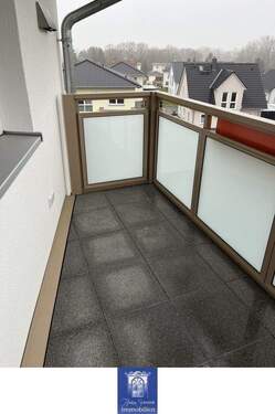 Balkon - 2 Zimmer Etagenwohnung in Arnsdorf