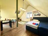 Zimmer im Dachgeschoss - 