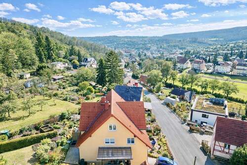 Lage des Doppelhauses mit sehr schönem Blick
- 6 Zimmer Doppelhaushälfte in Freital