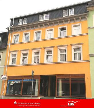 Straßenansicht - Investieren mit Entwicklungsspielraum!