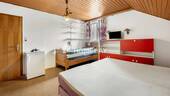 2. OG Elternschlafzimmer 2 - 