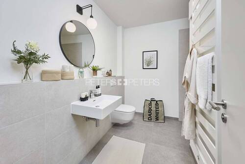 Duschbad (Musterwohnung) - 
