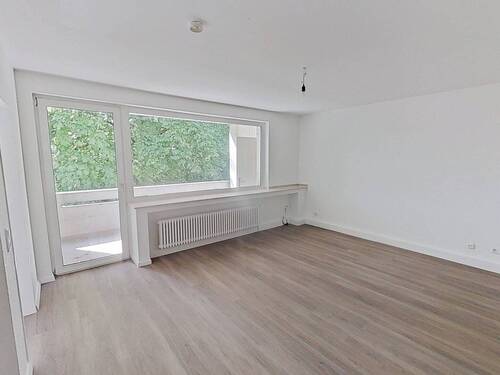 Ansicht I: Wohn- und Esszimmer - Moderne 3-Zimmer-Wohnung mit sonnigem BALKON und viel Platz in Duisburg-Neumühl