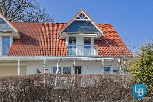 Hausansicht - 4 Zimmer Doppelhaushälfte zum Kaufen in Stocksee