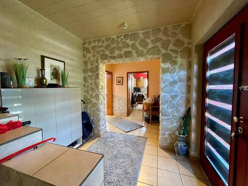 Eingangs- und Flurbereich - 