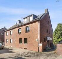 Flexibles Wohnhaus mit drei Ebenen & sonniger Dachterrasse - Neuss Holzheim