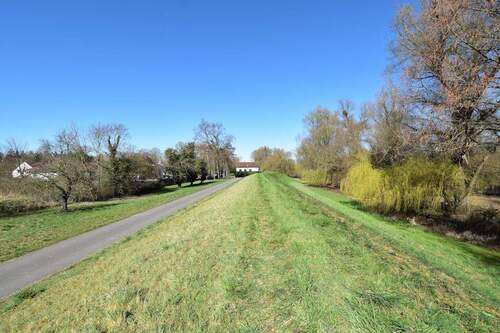 Damm mit Naturschutzgebiet - Grundstück in Germersheim zum Kaufen